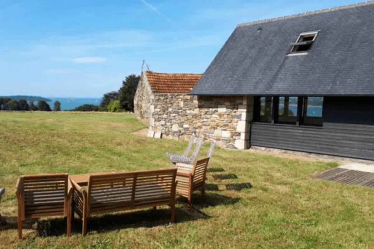 Large Farmhouse With Garden And Sea View For 8 People Locquenole Dış mekan fotoğraf