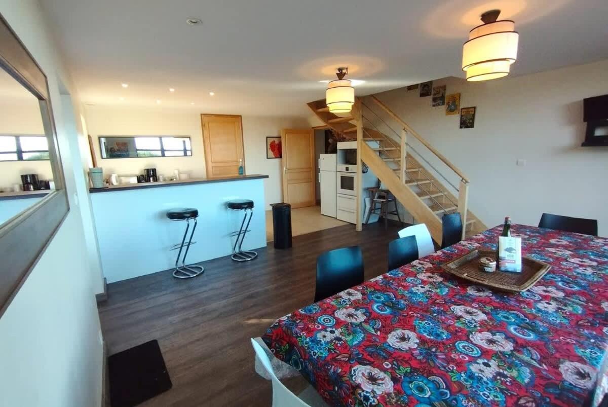 Large Farmhouse With Garden And Sea View For 8 People Locquenole Dış mekan fotoğraf